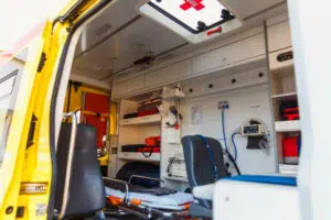 ambulanza per pazienti ad alto rischio contagio 