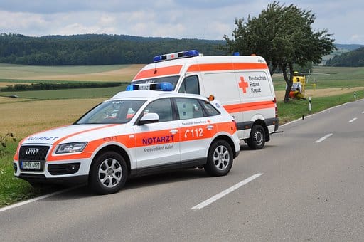 Foto di Ambutaxi sanitario in servizio ad Eur